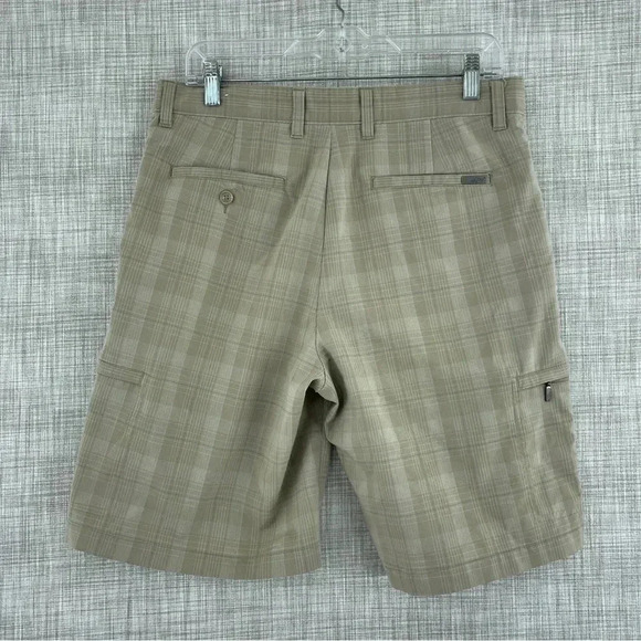 Greg Norman Mens Size 30 Plaid golfing shorts 1852 - Picture 2 of 8
